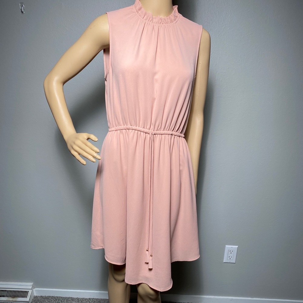 💕H&M SZ.8 MAUVE/DUSTY PINK HIGH NECK DRESS.💕